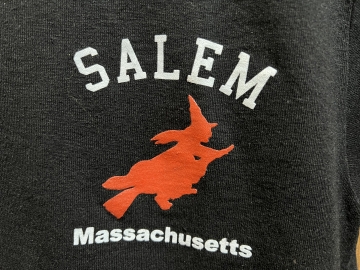 T-SHIRT Salem Massachusetts Pocket Image